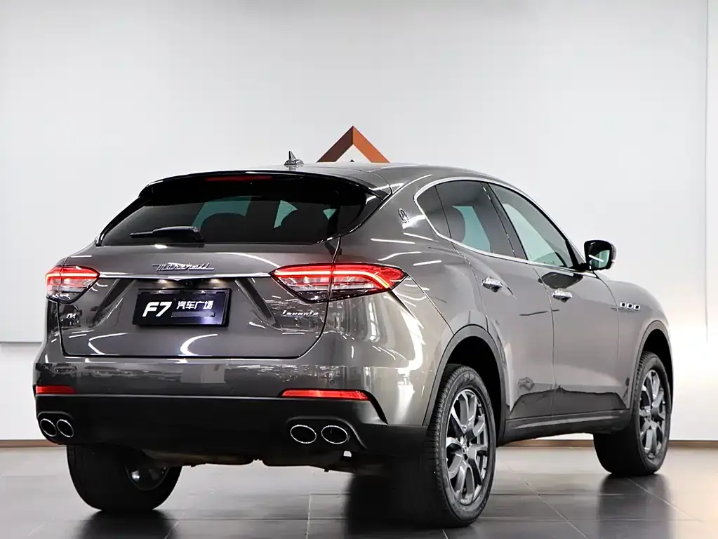 Maserati Levante — фото 6