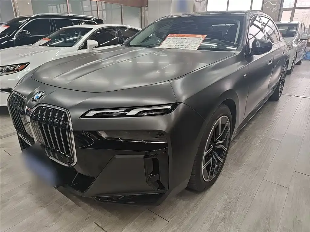 BMW 7 Series 2024 из CN, фото 3