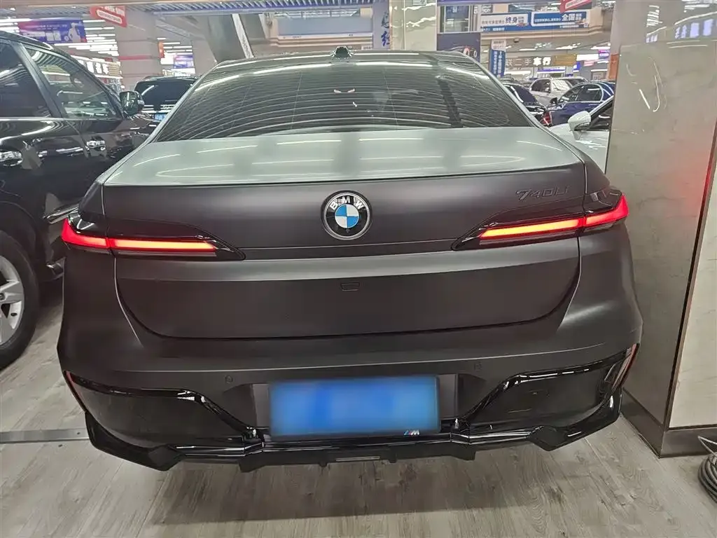 BMW 7 Series 2024 из CN, фото 7