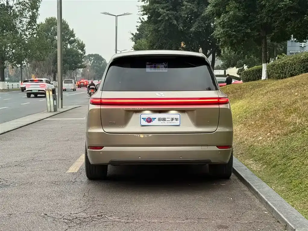 Li Auto L9 2023 из CN, фото 9