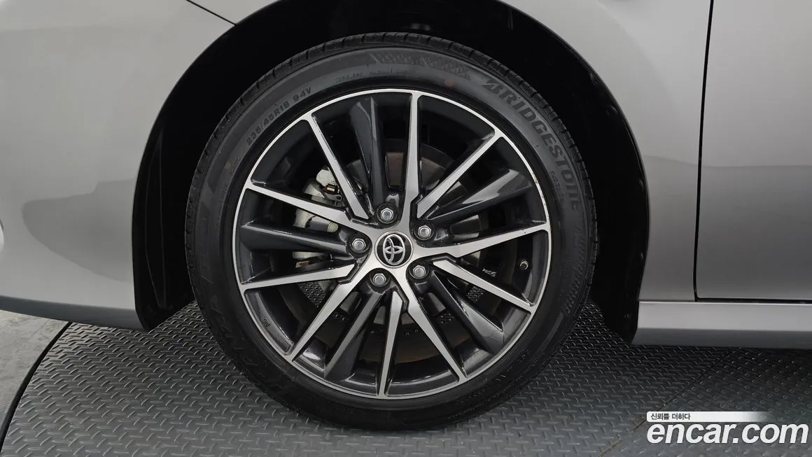 Toyota Camry 2023 из KR, фото 8