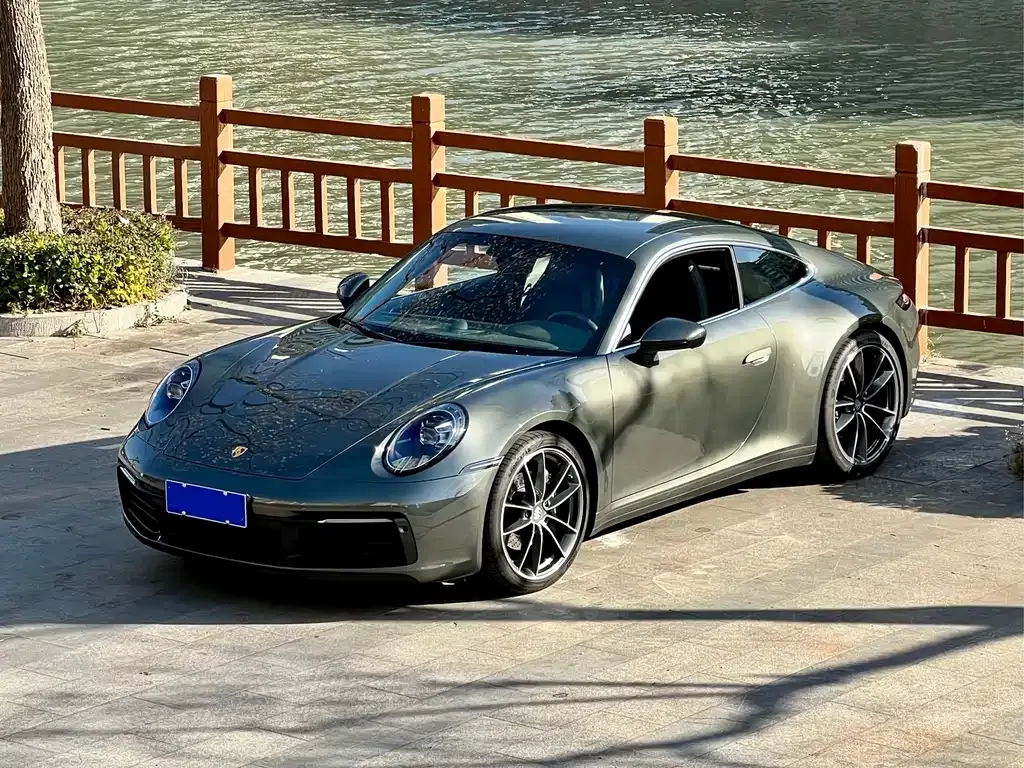Porsche 911 — фото 1