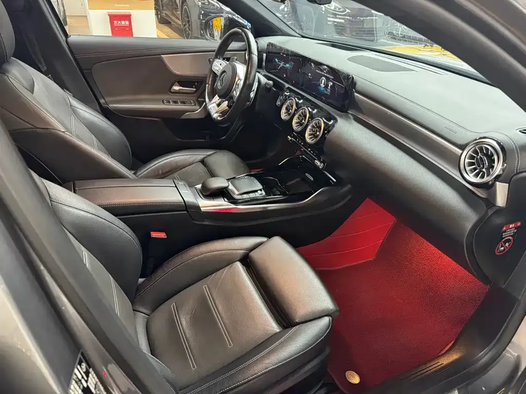 Mercedes-Benz A-Class AMG — фото 7