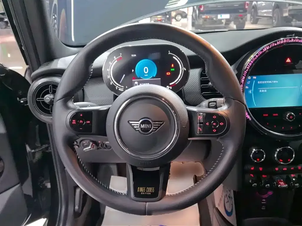 MINI Cooper (3-door) 2023 из CN, фото 6