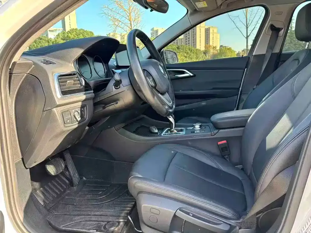 BMW 1 Series 2022 из CN, фото 7