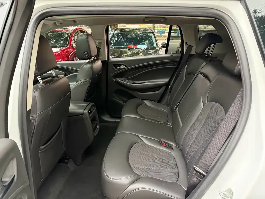 Buick Envision Plus 2021 из CN, фото 2