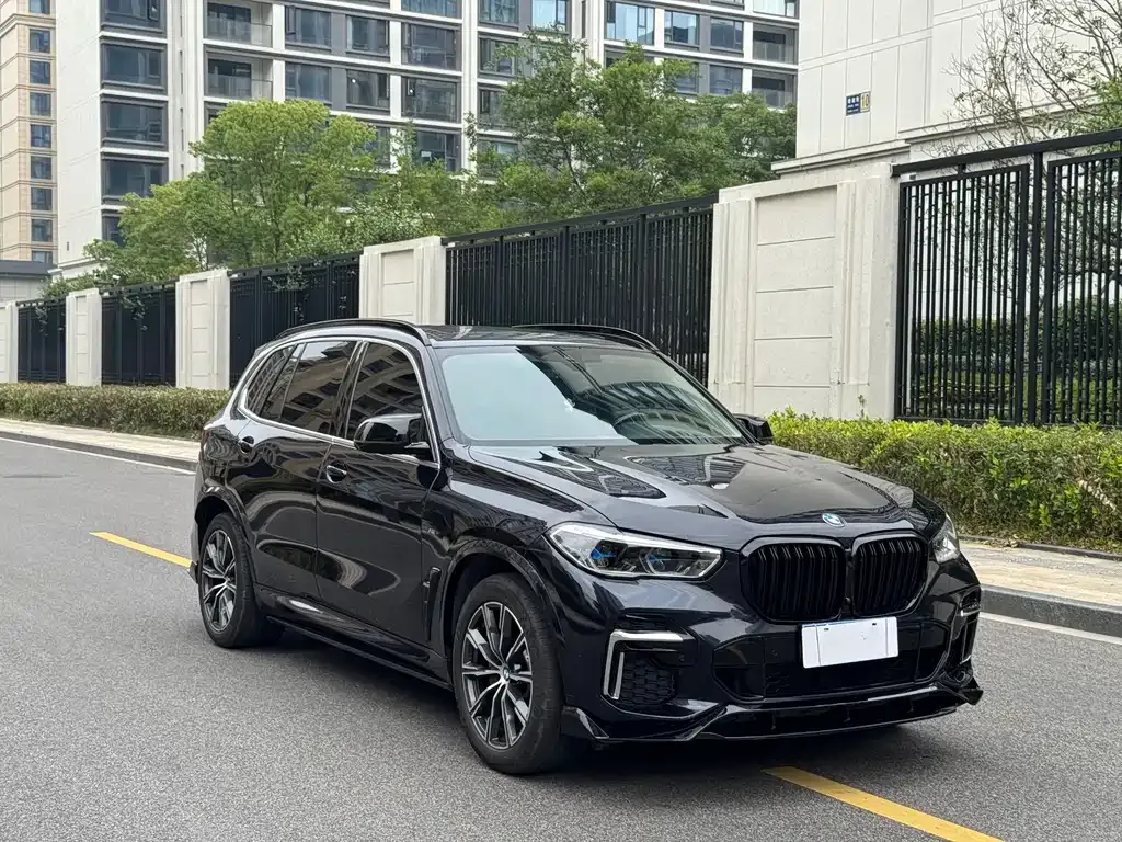 BMW X5 — фото 2