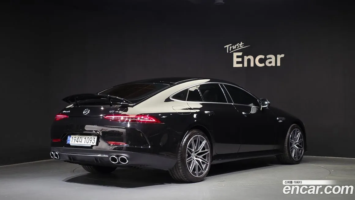 Mercedes-Benz AMG GT — фото 8