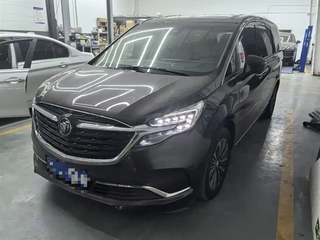 Buick GL8 2021 из CN, фото 1