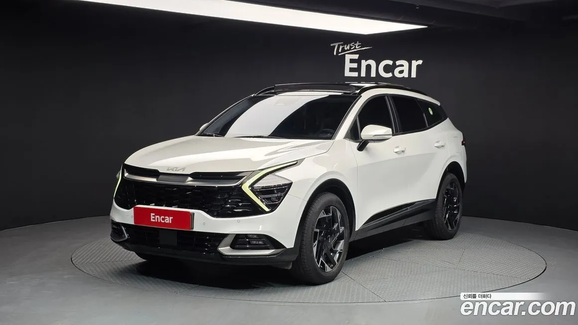 Kia Sportage — фото 1