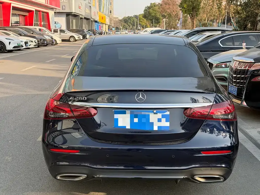 Mercedes-Benz E-Class (Import) — фото 3