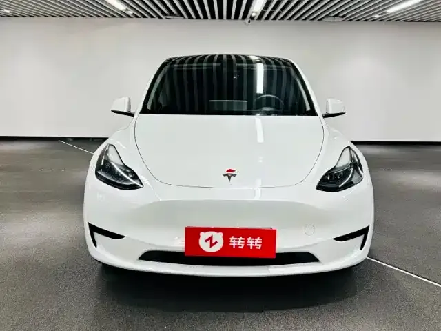 Tesla Model Y 2024 из CN, фото 7