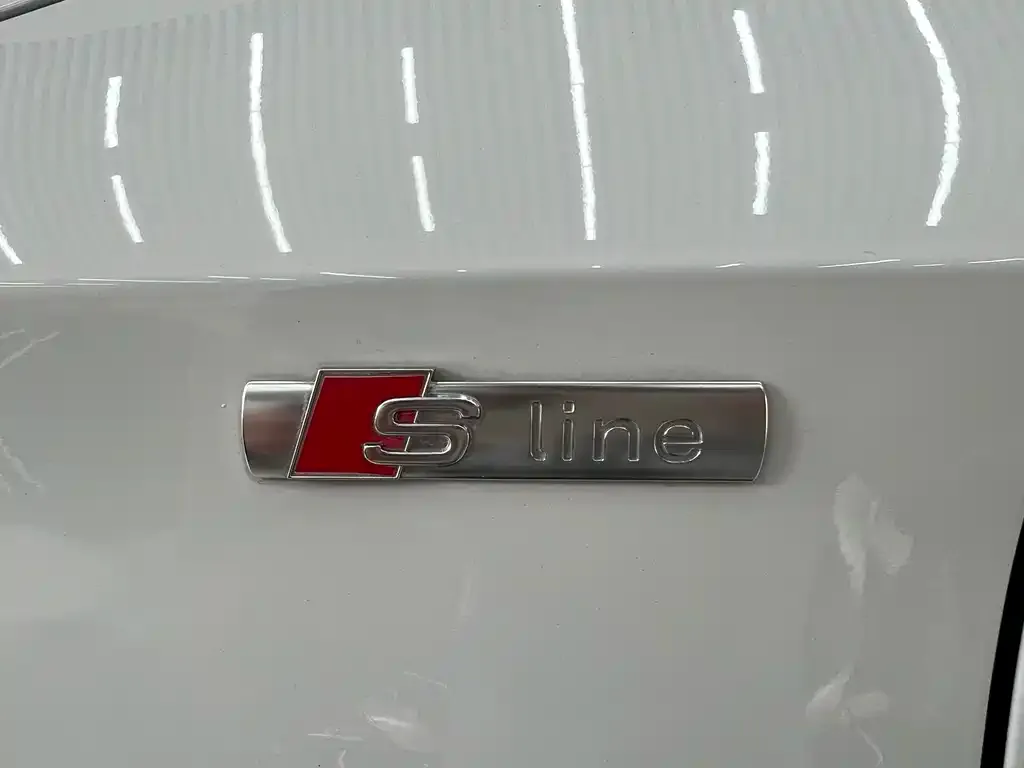 Audi A3 2022 из CN, фото 2