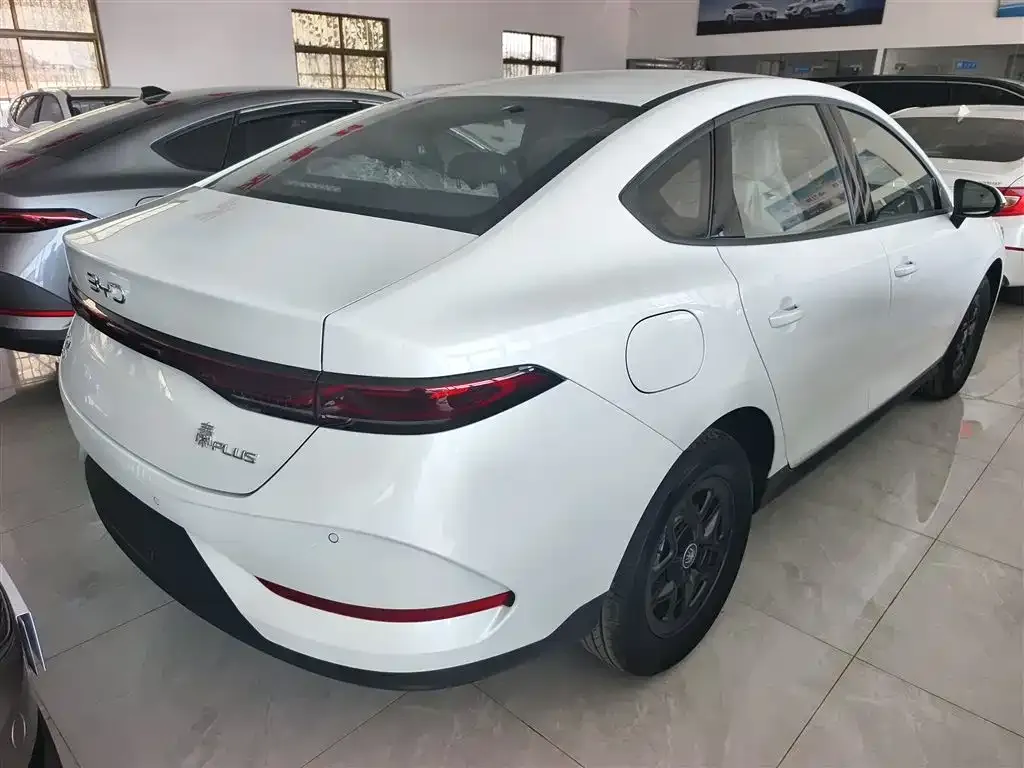 BYD Qin PLUS 2025 из CN, фото 7