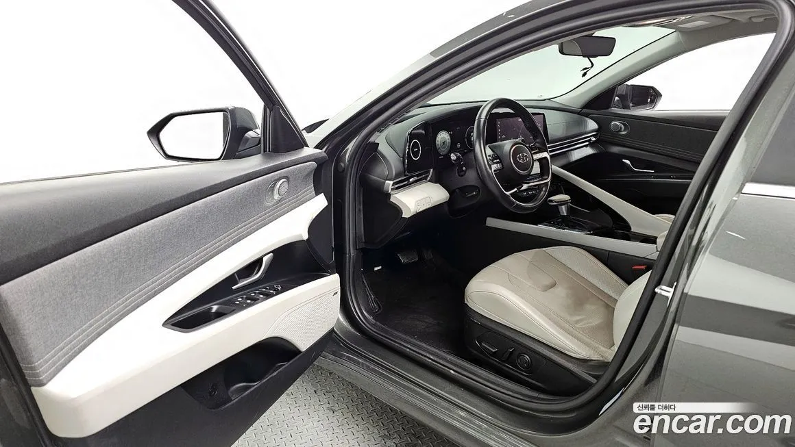 Hyundai AVANTE — фото 6