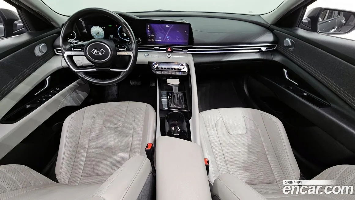 Hyundai AVANTE — фото 9