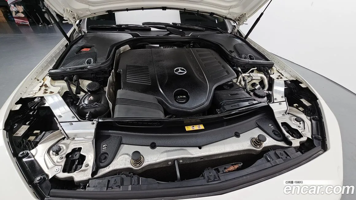Mercedes-Benz CLS-Class — фото 10