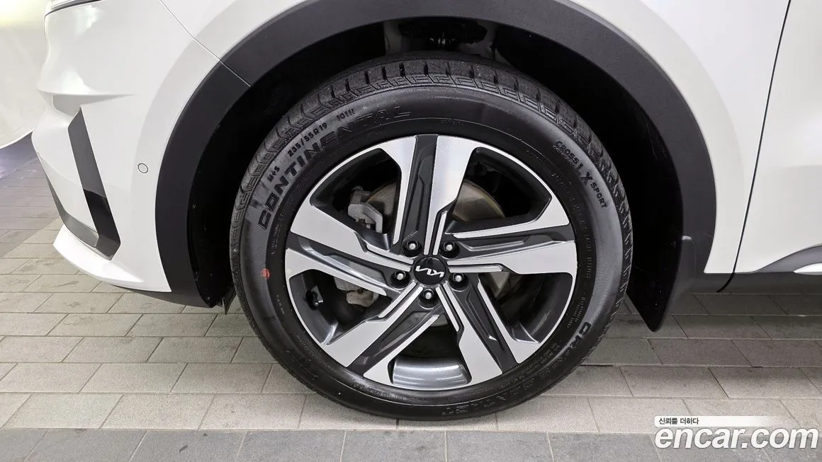 Kia Sorento — фото 5