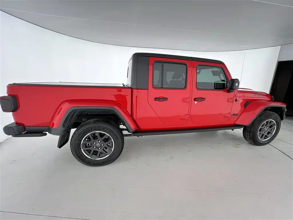 Jeep Gladiator — фото 6