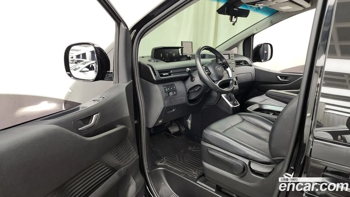 Hyundai Staria — фото 4