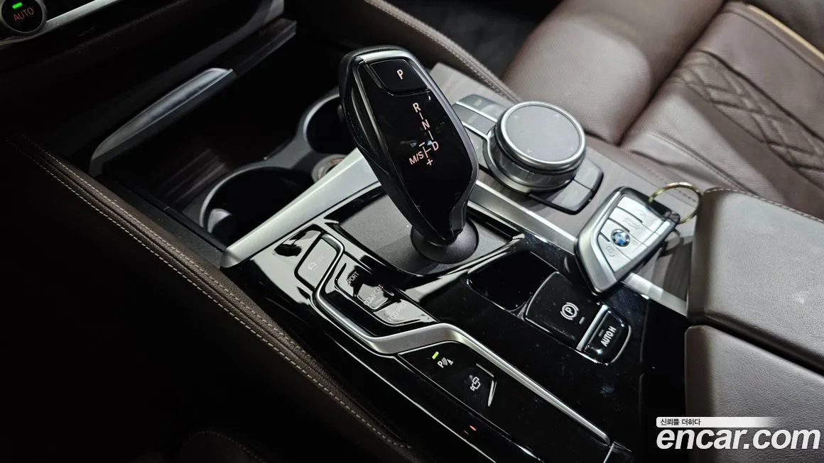 BMW 5-Series 2022 из KR, фото 9