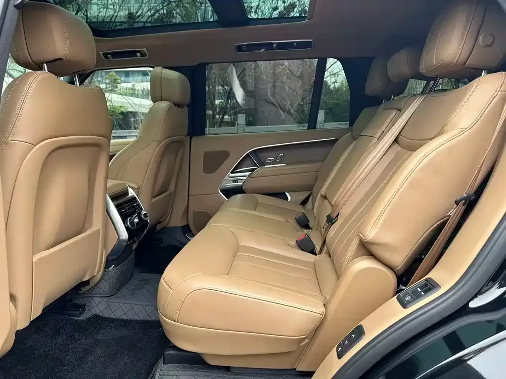 Land Rover Range Rover 2024 из CN, фото 3