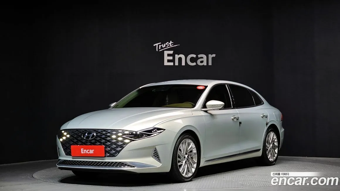 Hyundai Grandeur — фото 1