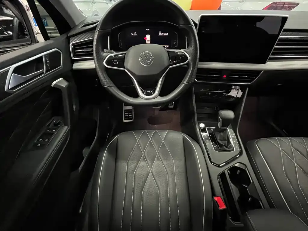 Volkswagen Tiguan L 2023 из CN, фото 8