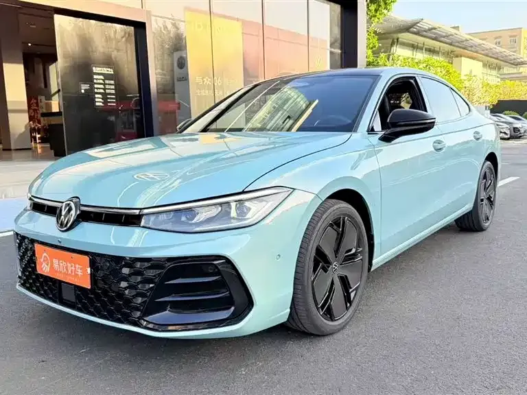 Volkswagen Passat 2024 из CN, фото 1