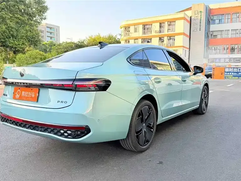 Volkswagen Passat 2024 из CN, фото 8
