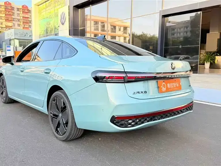 Volkswagen Passat 2024 из CN, фото 4