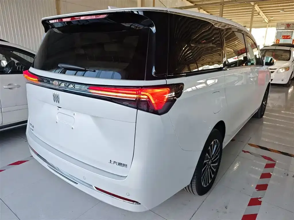 Buick GL8 Hybrid 2026 из CN, фото 8