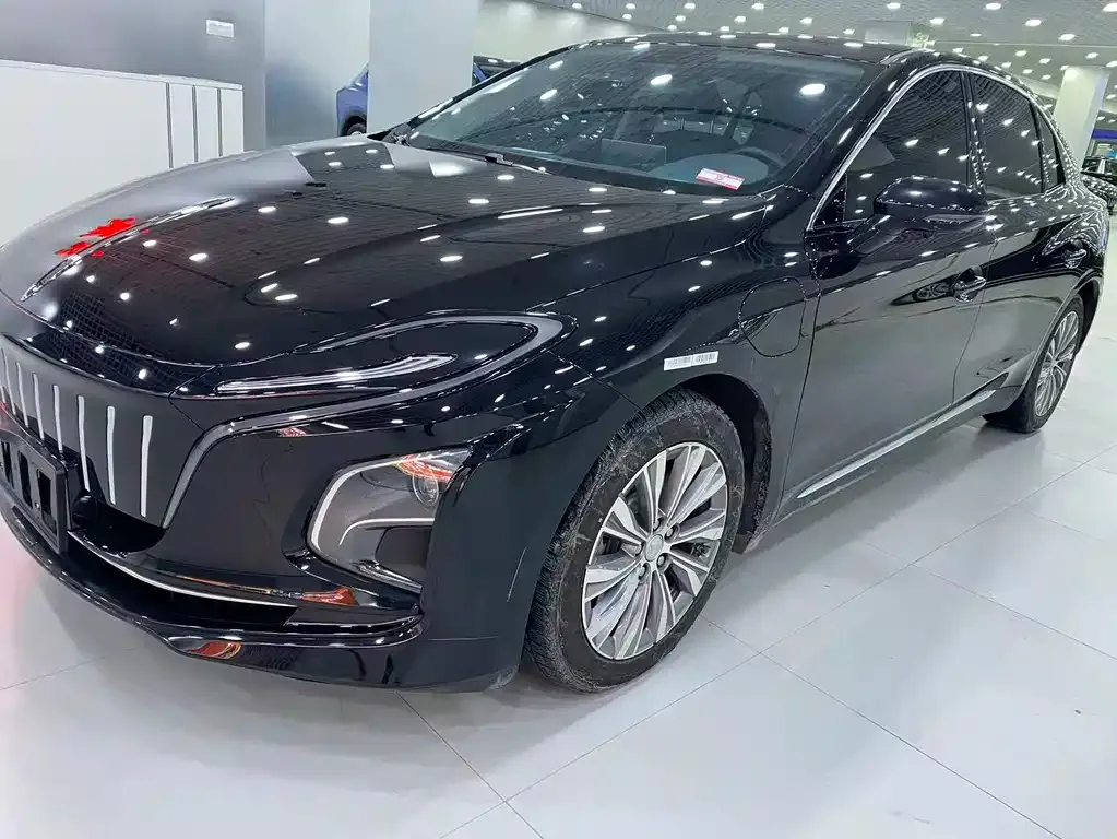 Hongqi E-QM5 2024 из CN, фото 1