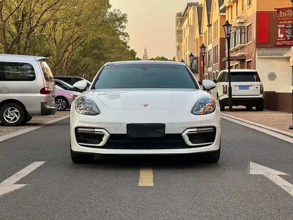 Porsche Panamera — фото 6
