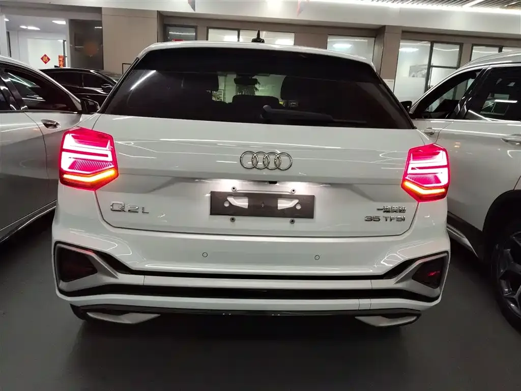 Audi Q2L 2022 из CN, фото 6