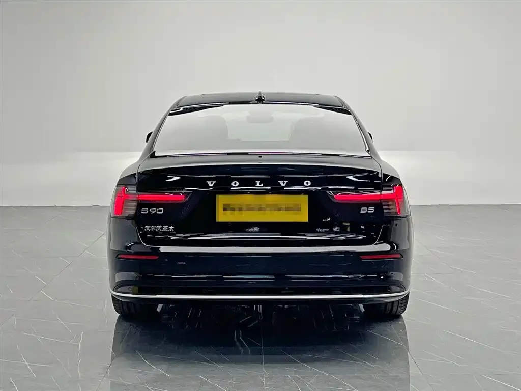 Volvo S90 — фото 3