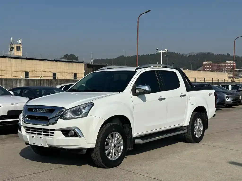 Isuzu D-MAX 2021 из CN, фото 1