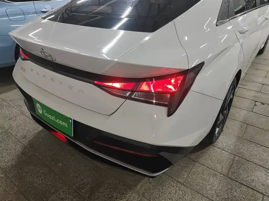 Hyundai Elantra 2023 из CN, фото 6
