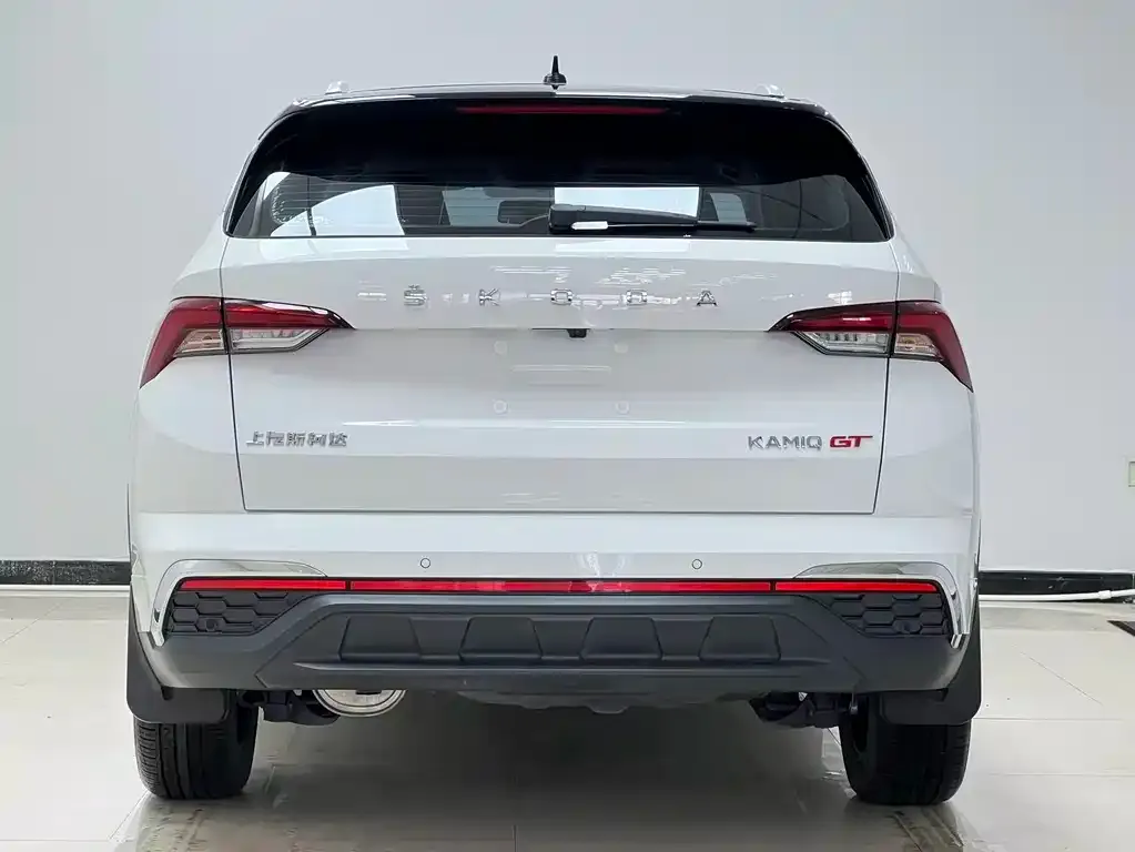 Skoda Kamiq — фото 2