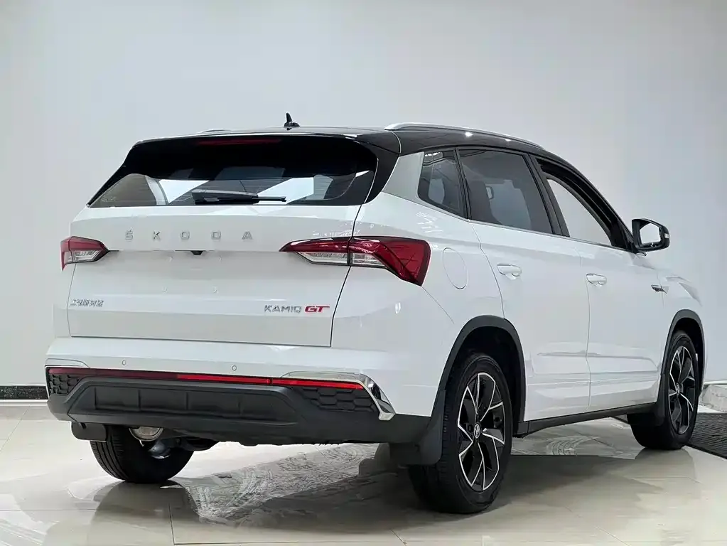 Skoda Kamiq — фото 3