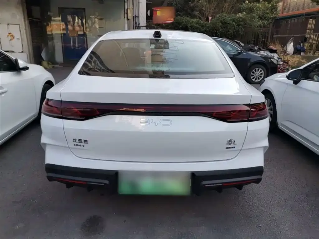 BYD Qin L 2025 из CN, фото 6