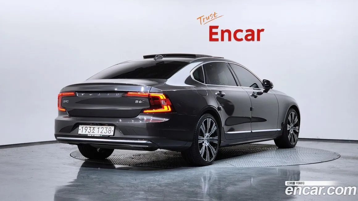 Volvo S90 — фото 2