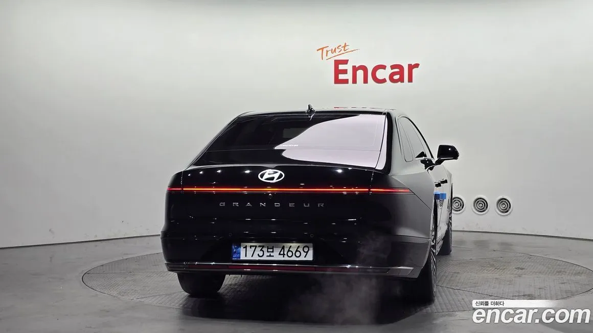 Hyundai Grandeur 2023 из KR, фото 7