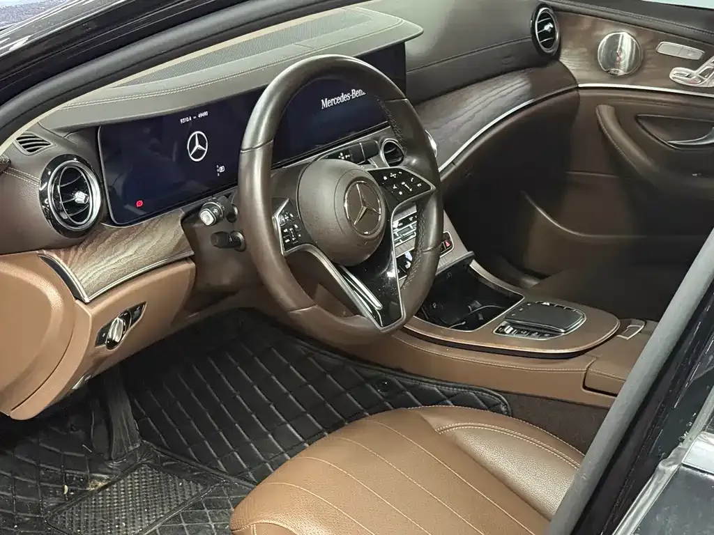 Mercedes-Benz E-Class 2024 из CN, фото 3