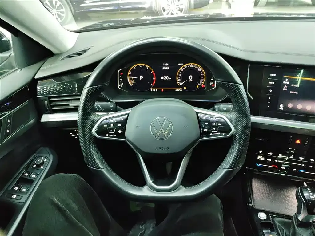 Volkswagen Passat — фото 3