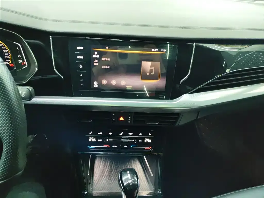Volkswagen Passat — фото 5