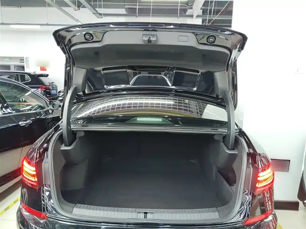 Volkswagen Passat — фото 9