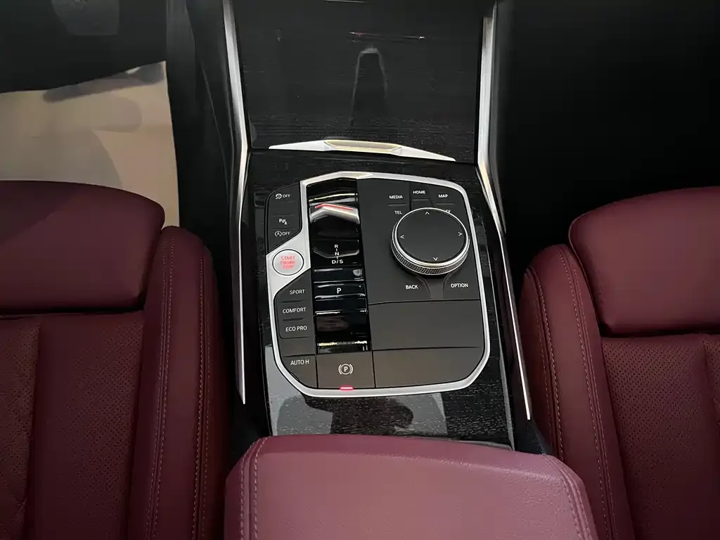 BMW 3 Series 2024 из CN, фото 5