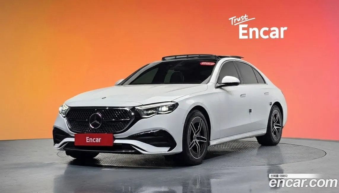 Mercedes-Benz E-Class — фото 1