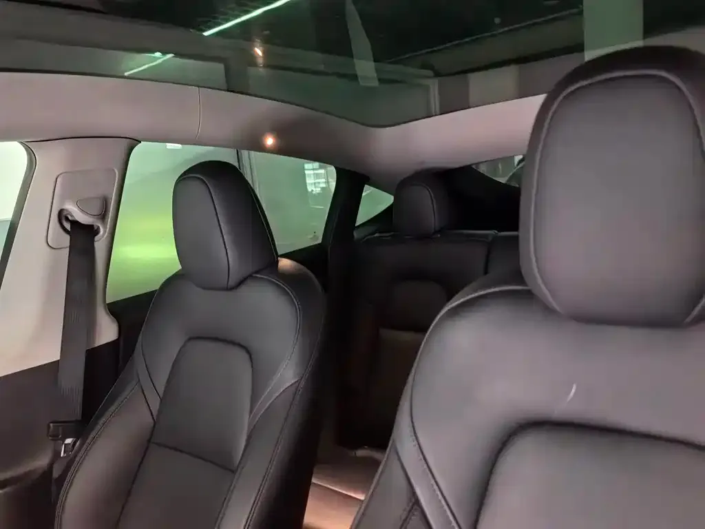 Tesla Model Y 2022 из CN, фото 3